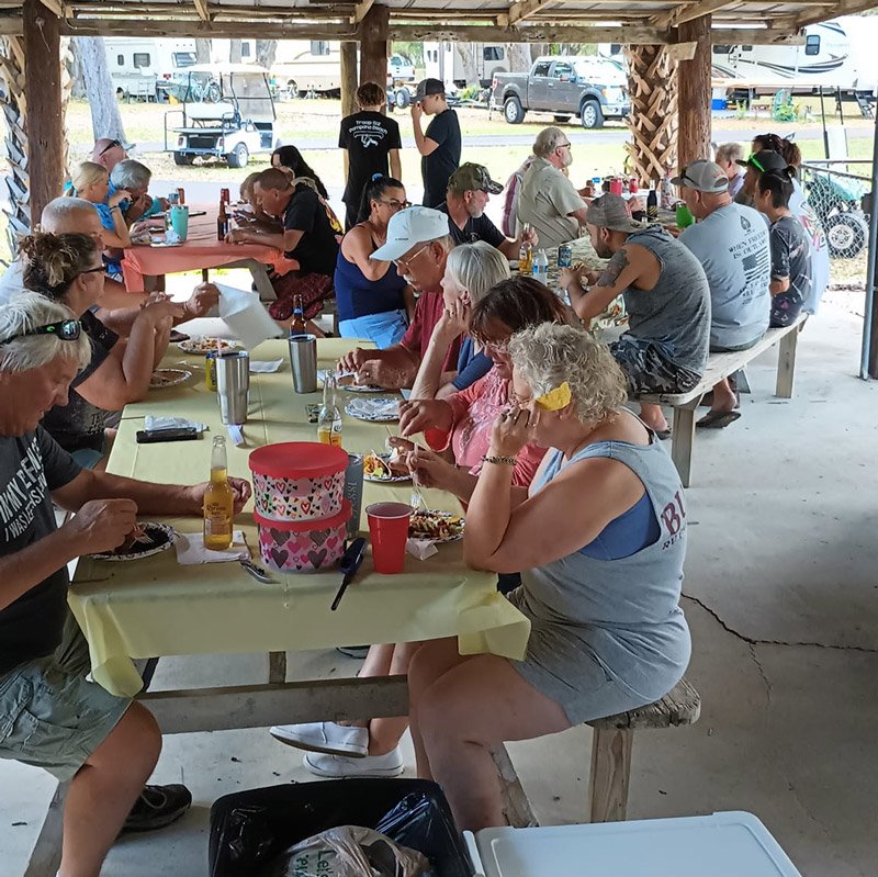 Lakefront RV Resort near Frostproof