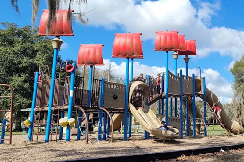 RV Park with Fishing in Florida