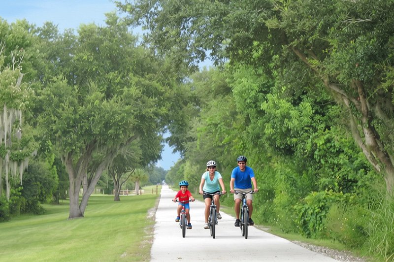 Lakefront RV Resort near Auburndale