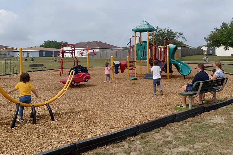 RV Park with Fishing near Dundee Florida