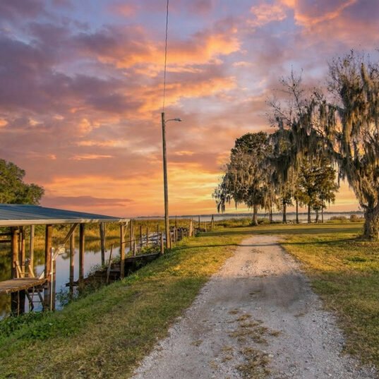 RV Park with Marina near Babson Park FL